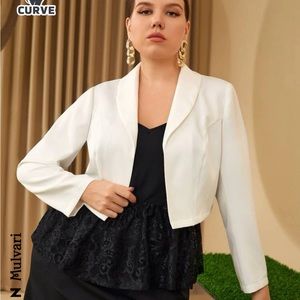 SHEIN Mulvari Plus Shawl Collar Solid Cropped Blazer